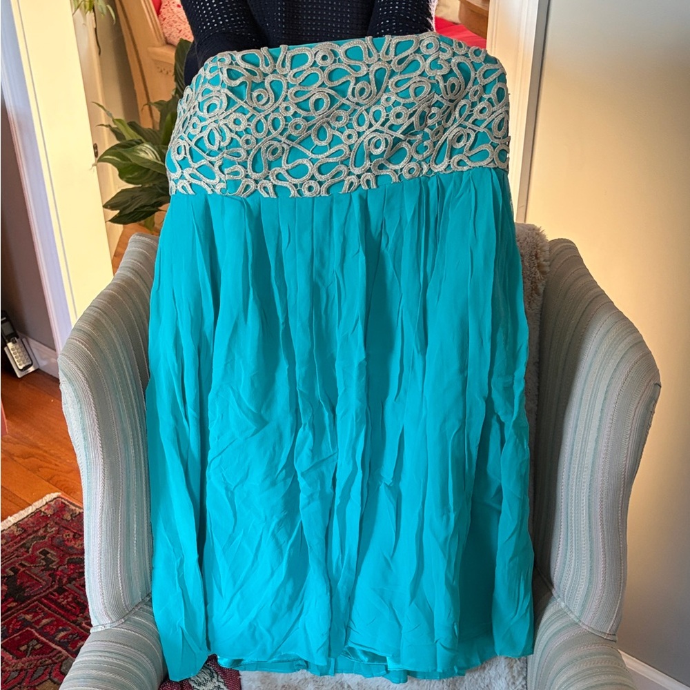 Lilly Pulitzer Strapless Turquoise Pleated Dress with Patterned Bodice (8)